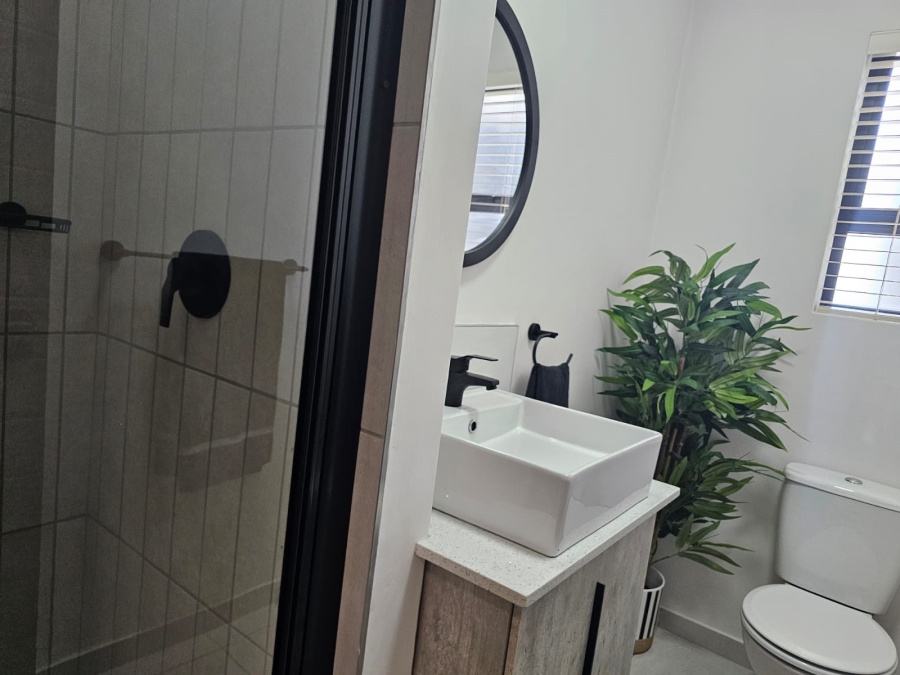 To Let 2 Bedroom Property for Rent in Cashan North West
